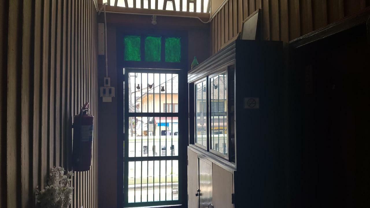 The Midtown Hotel And Cafe Trang Exterior foto